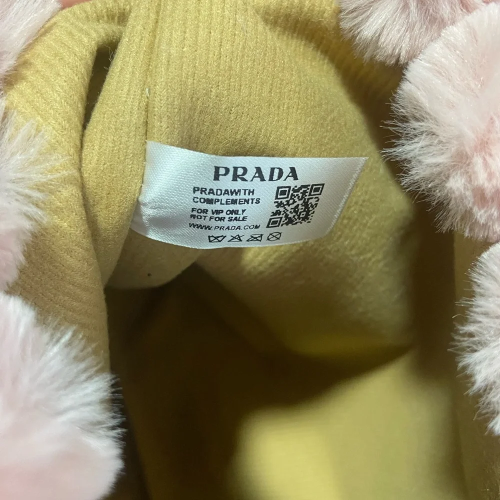 Prada new authentic